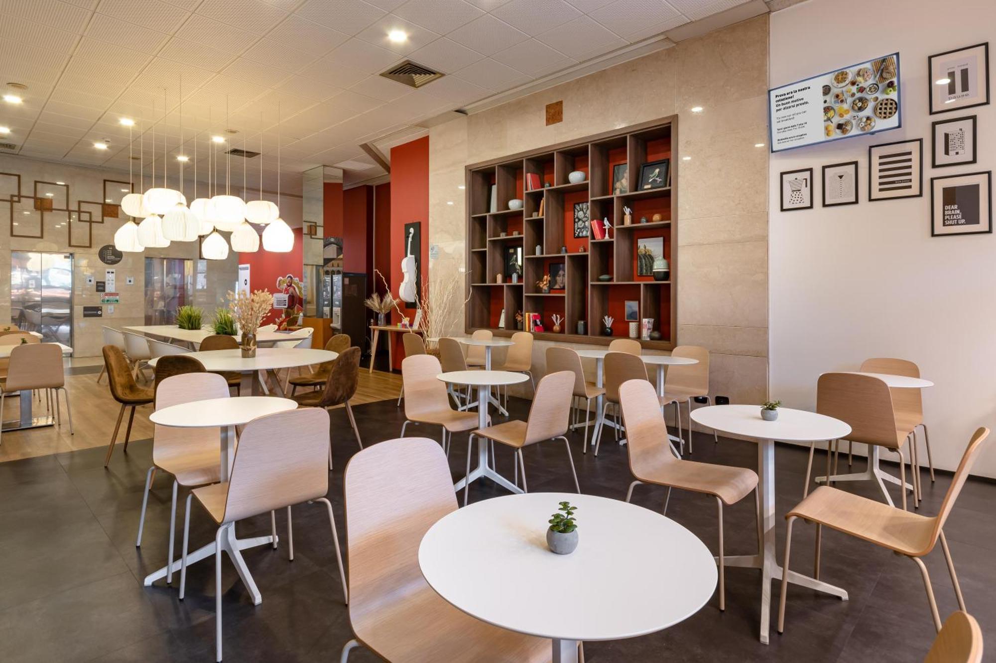 B&B Hotel Cremona Luaran gambar