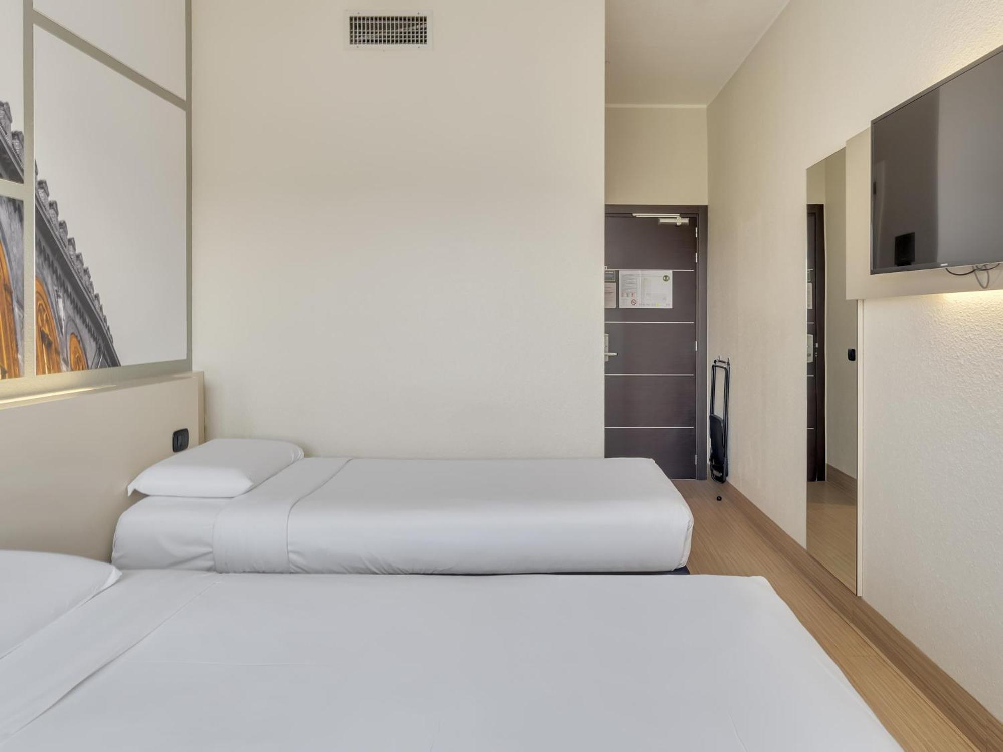 B&B Hotel Cremona Luaran gambar